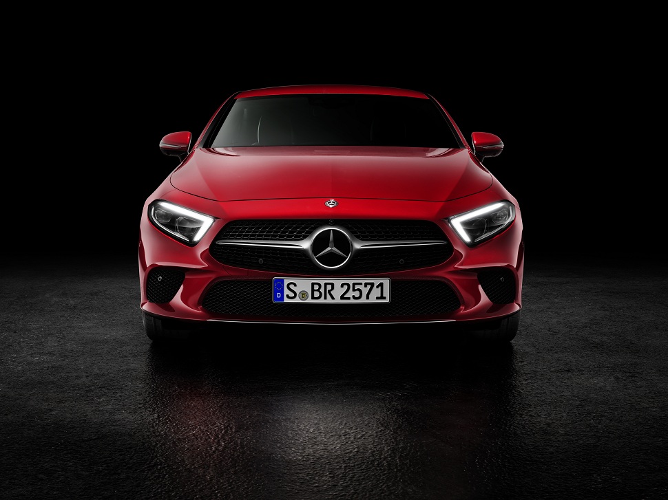 mercedes-rouge