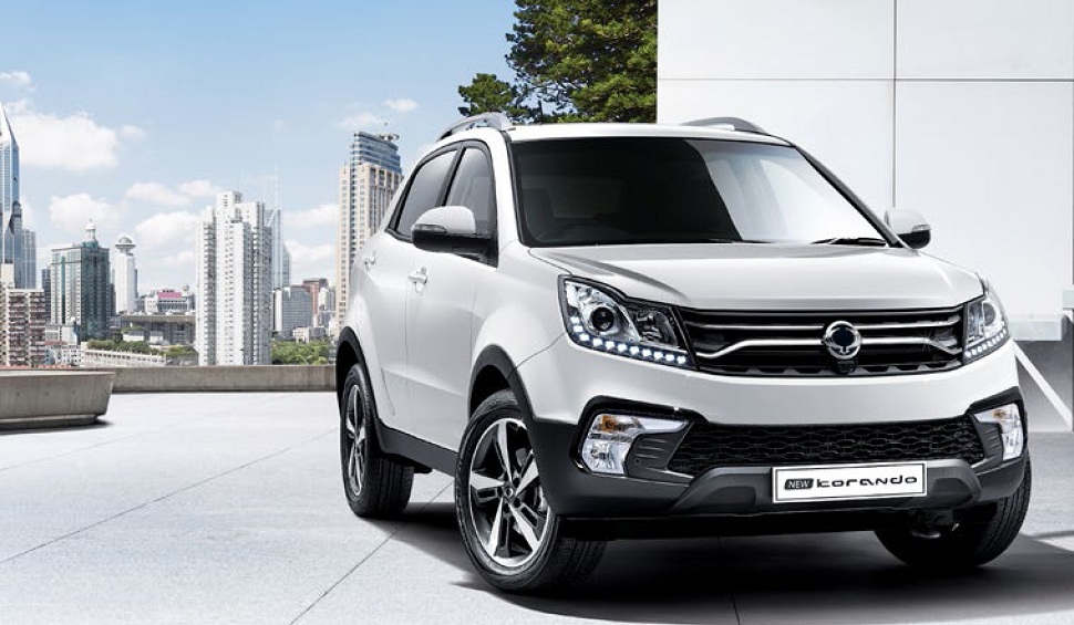 automobile_korando_ssangyong-blanc