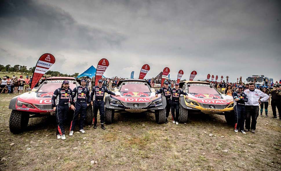 automobiles-Peugeot-rallye-dakar