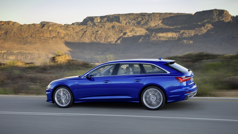 automobile-Audi-A6-bleu