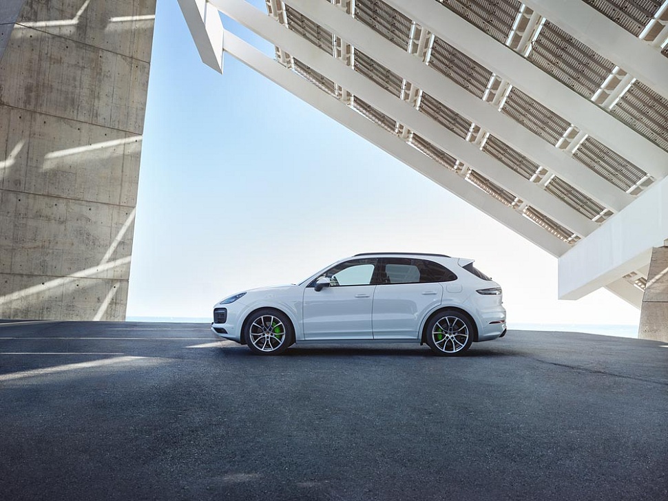 cayenne-automobile-porsche