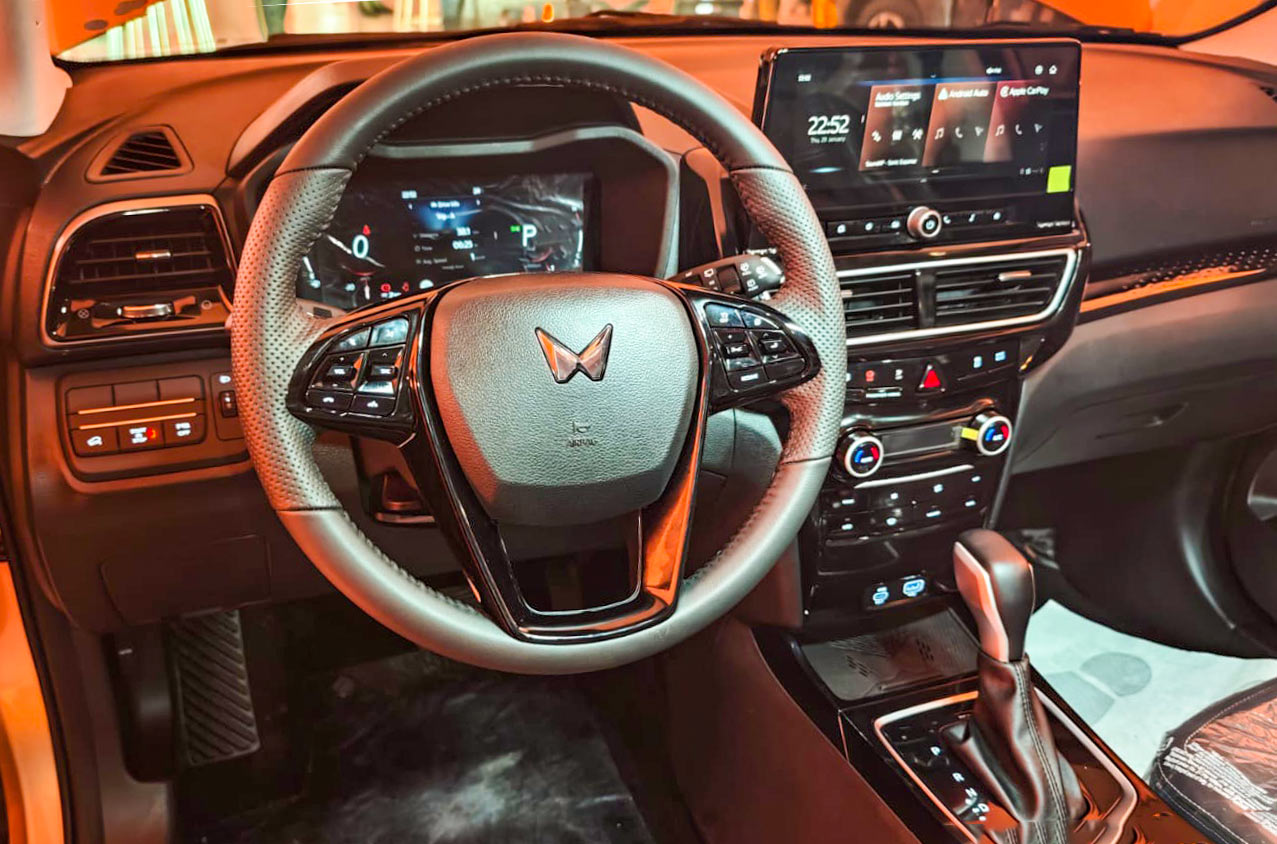 interieur-mahindra